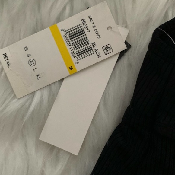 Salt + Cove ribbed halter swim top size M - Picture 3 of 6